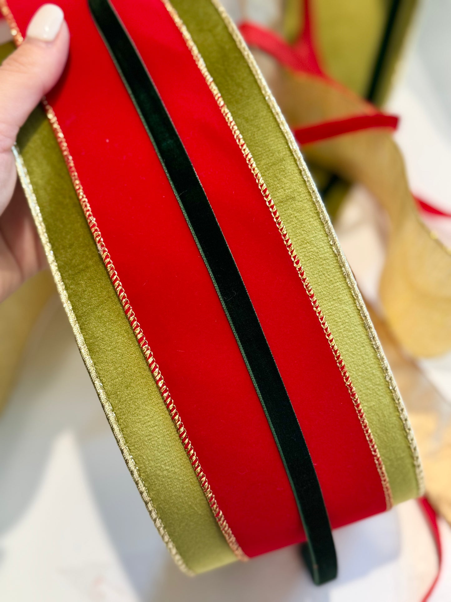 Christmas Holiday Wreath Ribbon Sets