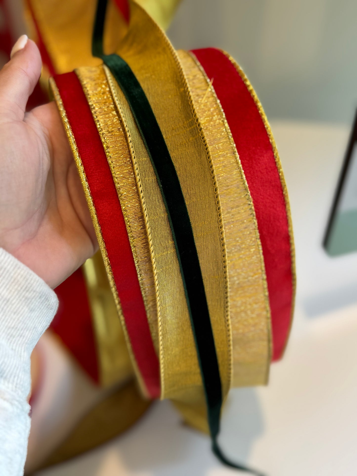 Christmas Holiday Wreath Ribbon Sets