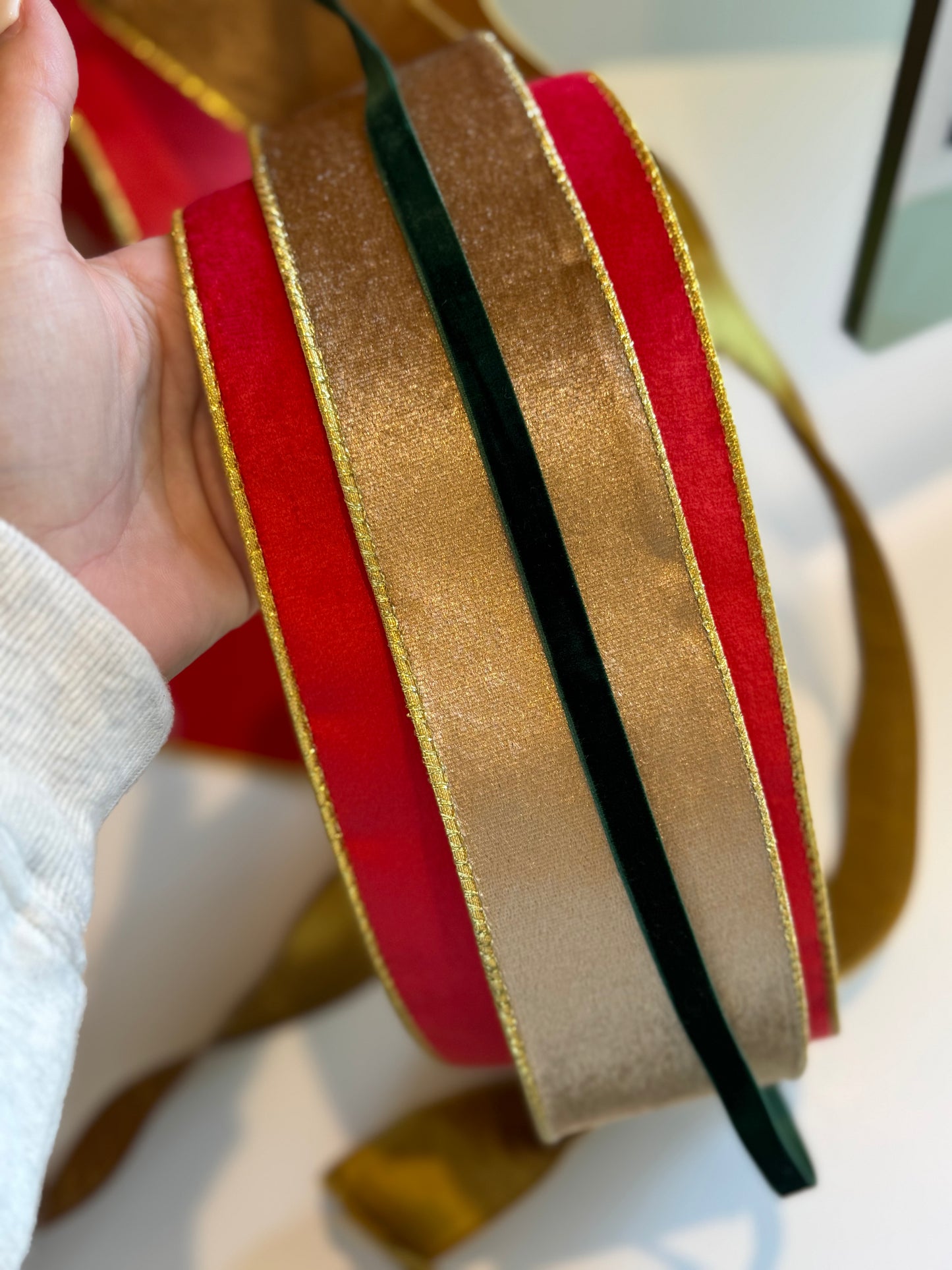 Christmas Holiday Wreath Ribbon Sets